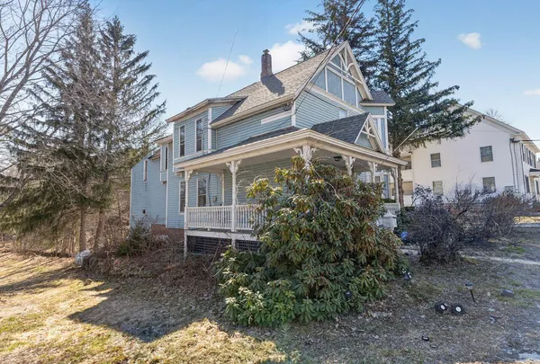 $329,000 | 39 Park Street, Paris, ME 04281
