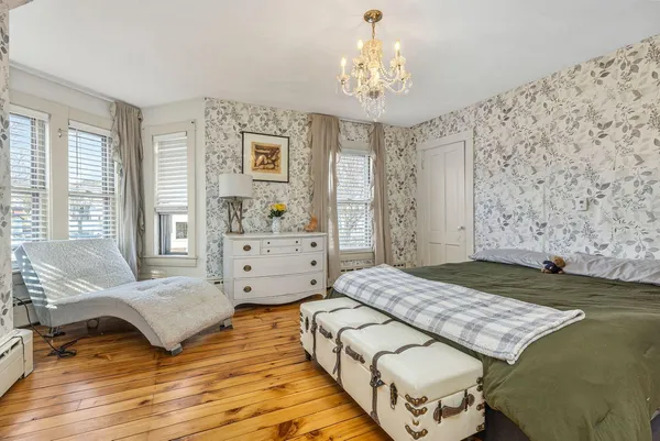 $329,000 | 39 Park Street, Paris, ME 04281