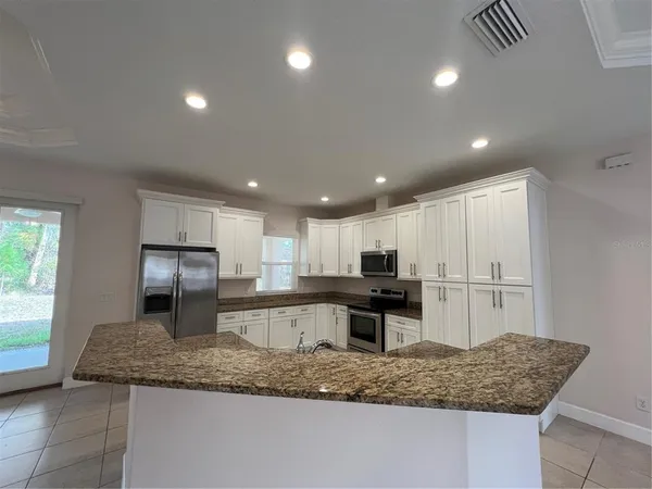 $1,995 | 18 Porter Lane, Palm Coast, FL 32164