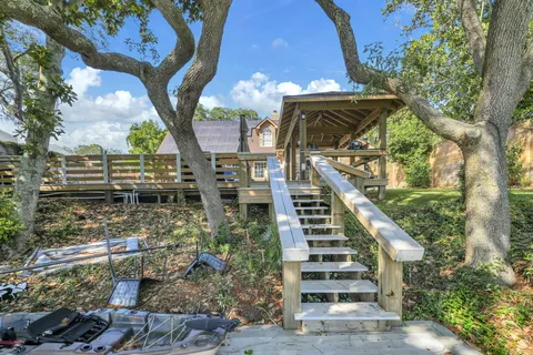 $839,000 | 702 North Lakeside Drive, Destin, FL 32541