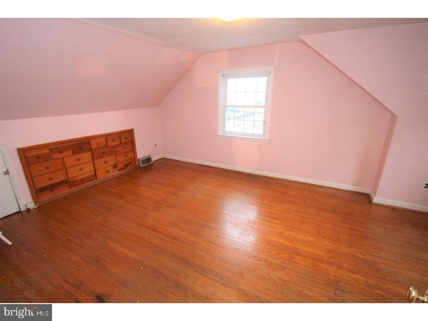 413 Perry Street Ridley Park, PA 19078 - Photo 13 of 23 Gallery Image 13