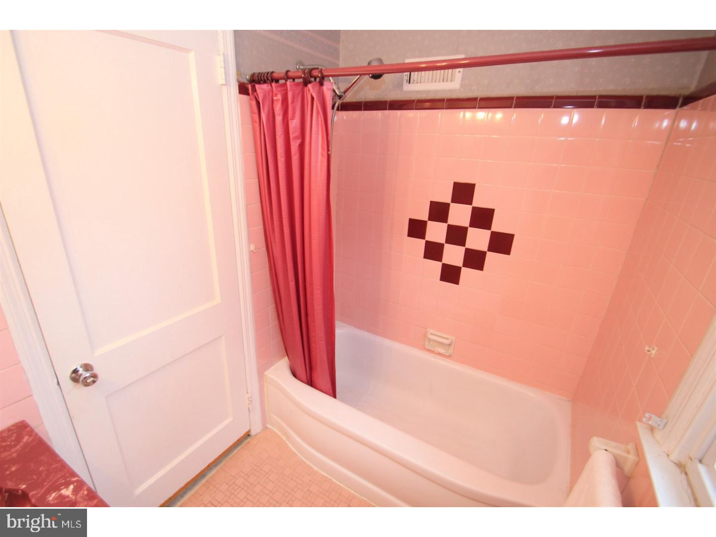 413 Perry Street Ridley Park, PA 19078 - Photo 17 of 23 Gallery Image 17