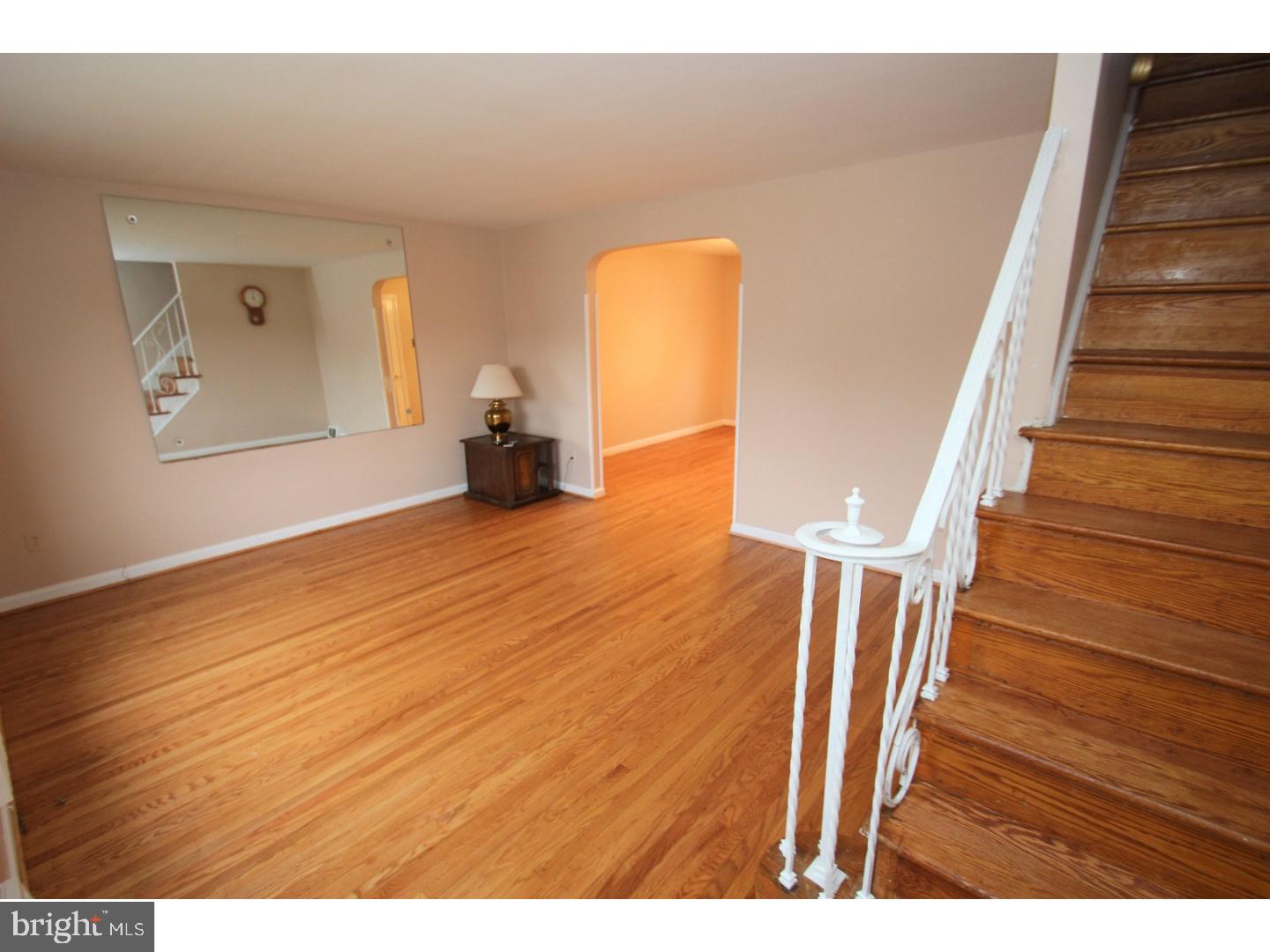 413 Perry Street Ridley Park, PA 19078 - Photo 2 of 23 Gallery Image 2