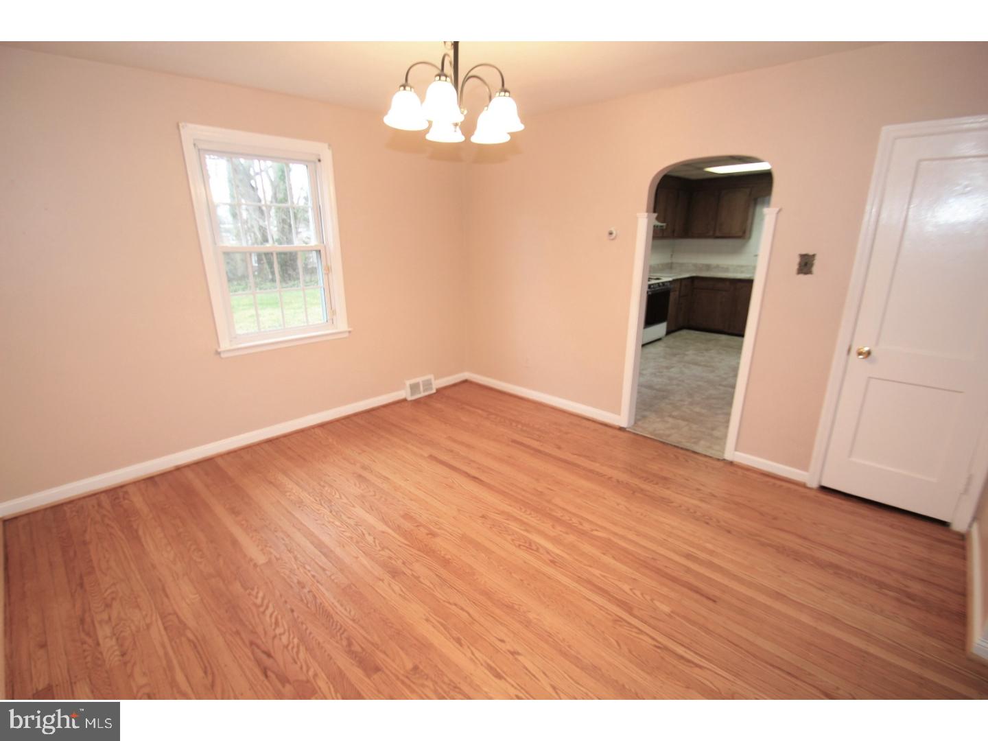 413 Perry Street Ridley Park, PA 19078 - Photo 6 of 23 Gallery Image 6
