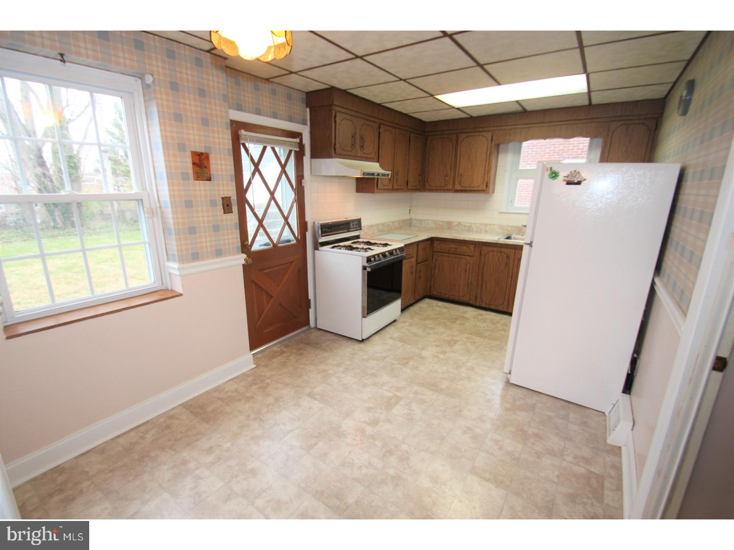 413 Perry Street Ridley Park, PA 19078 - Photo 7 of 23 Gallery Image 7