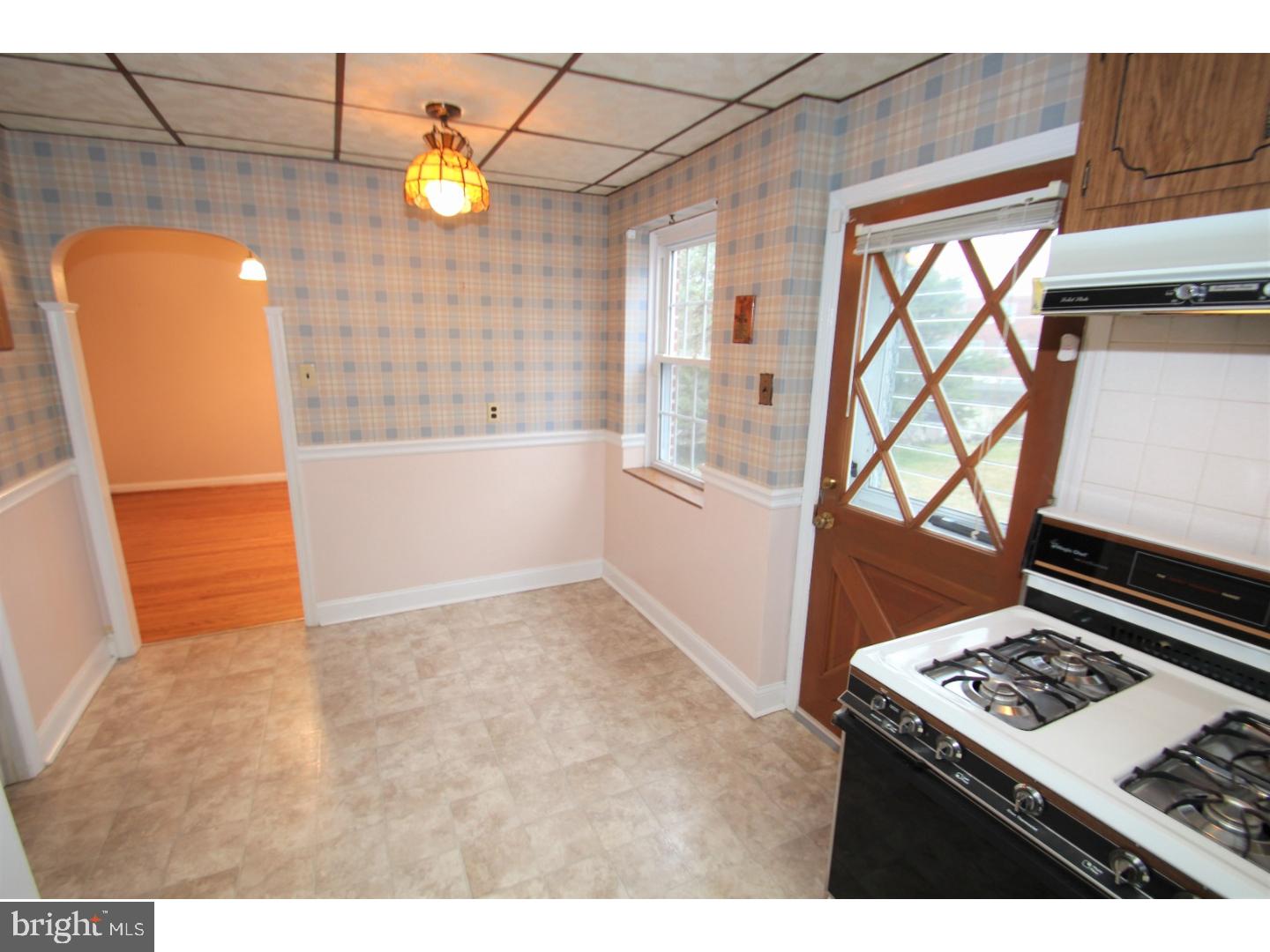 413 Perry Street Ridley Park, PA 19078 - Photo 8 of 23 Gallery Image 8