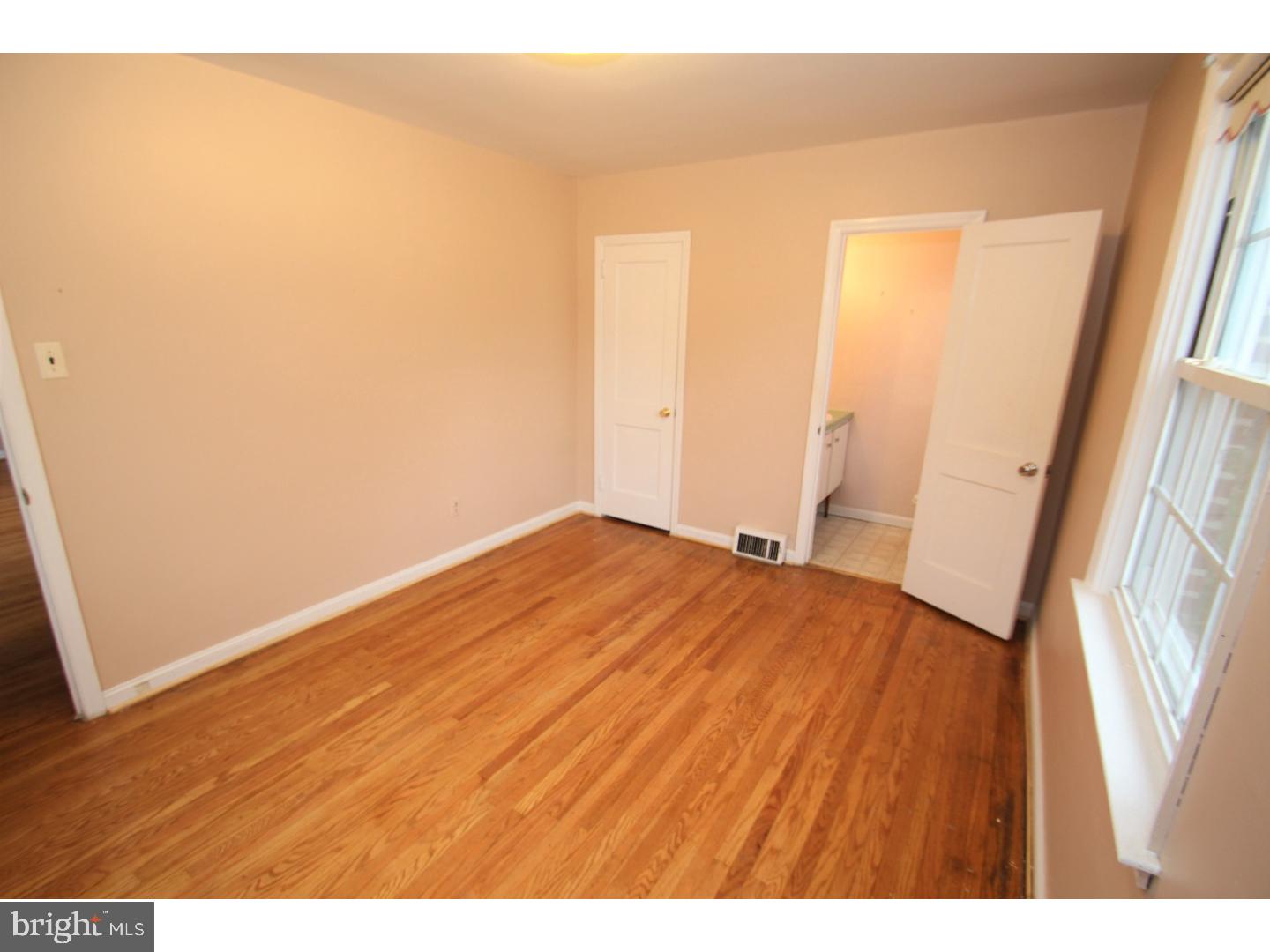 413 Perry Street Ridley Park, PA 19078 - Photo 9 of 23 Gallery Image 9