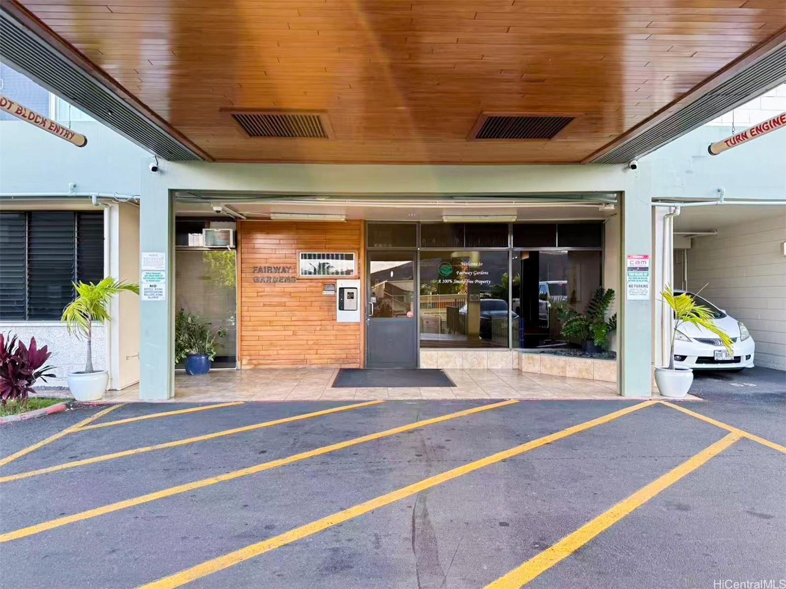 5210 Likini Street, Unit 901 Honolulu, HI 96818 - Photo 14 of 16 a view of a entryway of the building