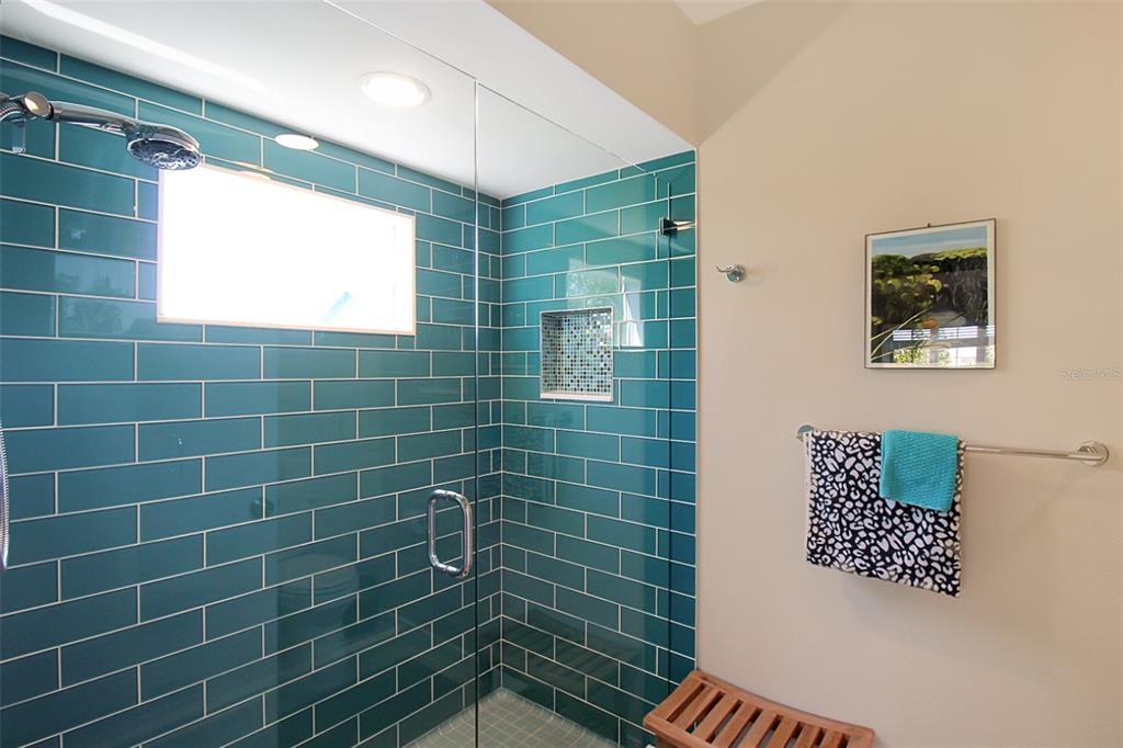 535 Forest Way Longboat Key, FL 34228 - Photo 35 of 60 Gallery Image 35