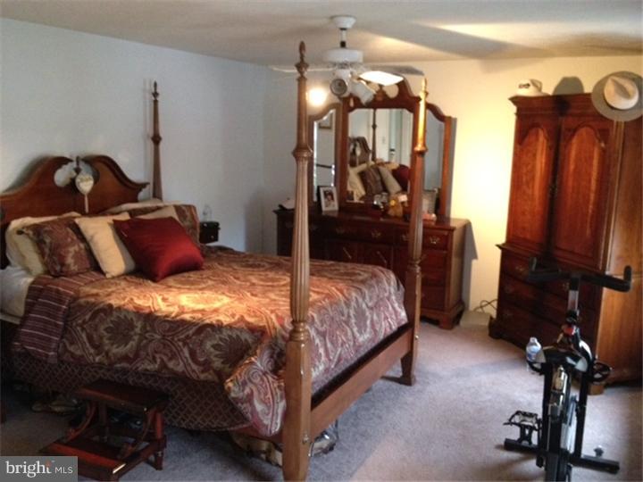 313 Aberdeen Road Williamstown, NJ 08094 - Photo 6 of 12