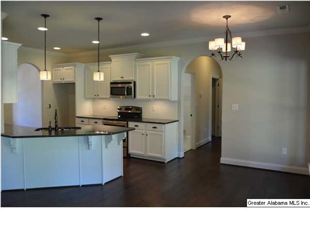 307 Dunrobin Circle Pelham, AL 35124 - Photo 6 of 32