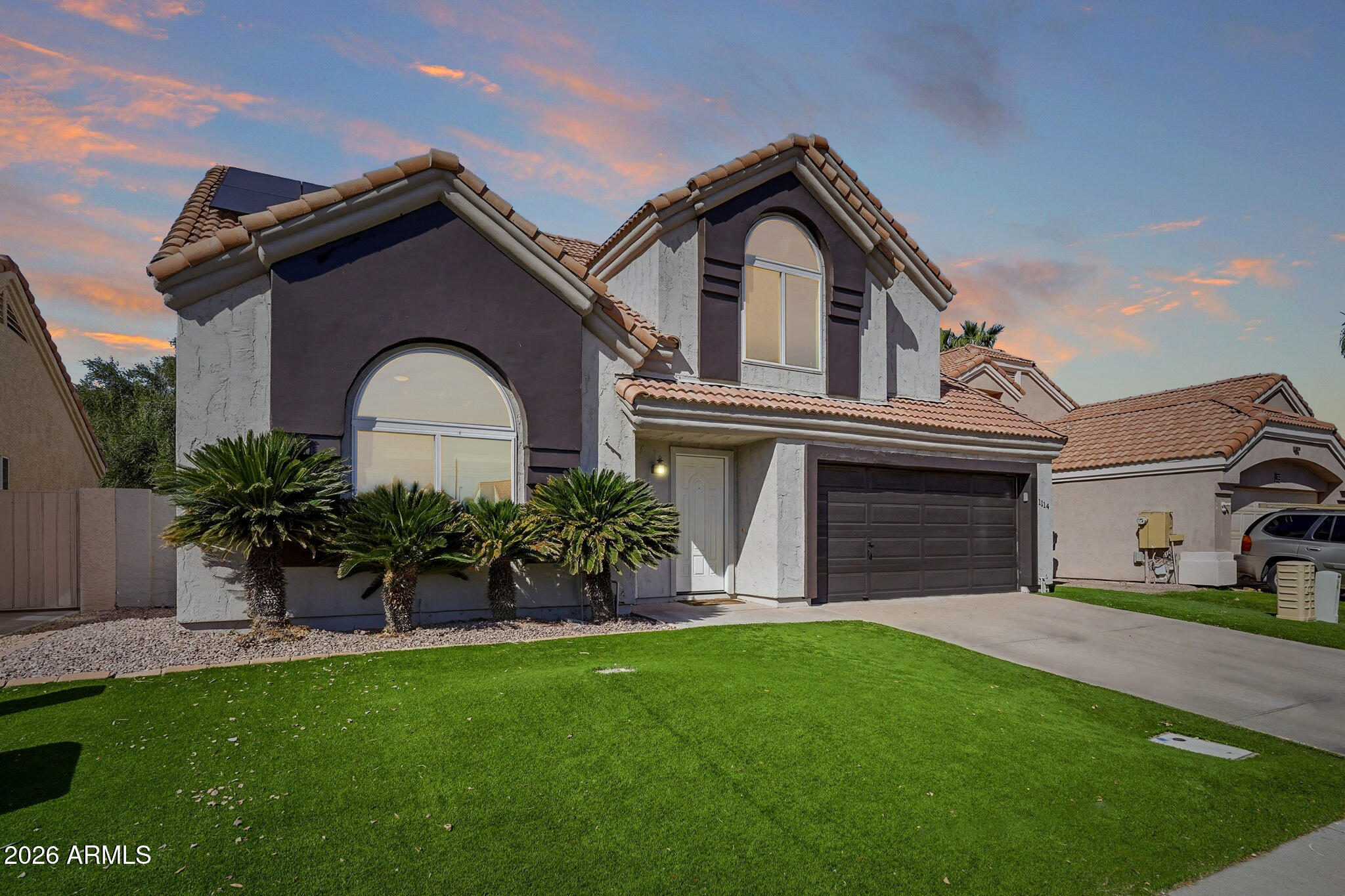 1114 South Surfside Drive Gilbert, AZ 85233 - Photo 5 of 48 010_ListerPros