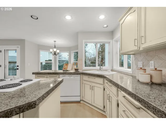 $615,000 | 4123 Southwest 26th Court, Gresham, OR 97080