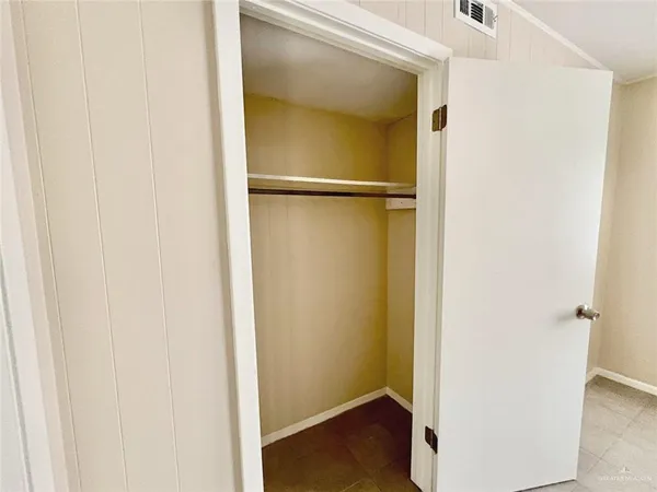 $725 | 3616 Harvey Drive West, Unit 16, McAllen, TX 78501