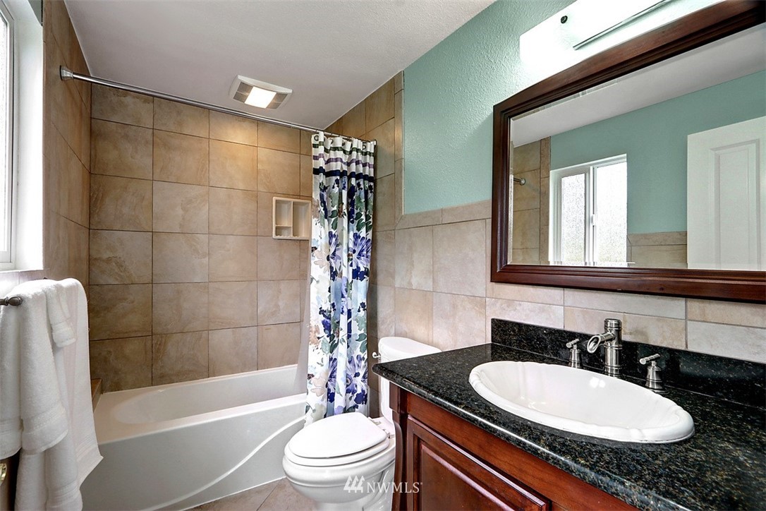 11032 Southeast 183rd Place Renton, WA 98055 - Photo 14 of 25 Gallery Image 14