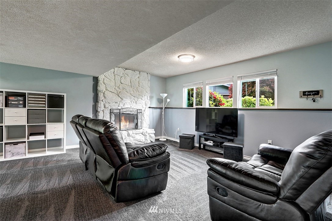 11032 Southeast 183rd Place Renton, WA 98055 - Photo 16 of 25 Gallery Image 16
