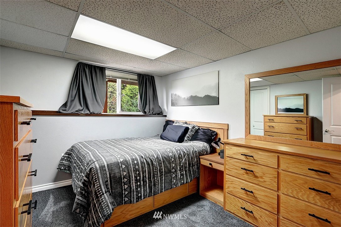 11032 Southeast 183rd Place Renton, WA 98055 - Photo 20 of 25 Gallery Image 20