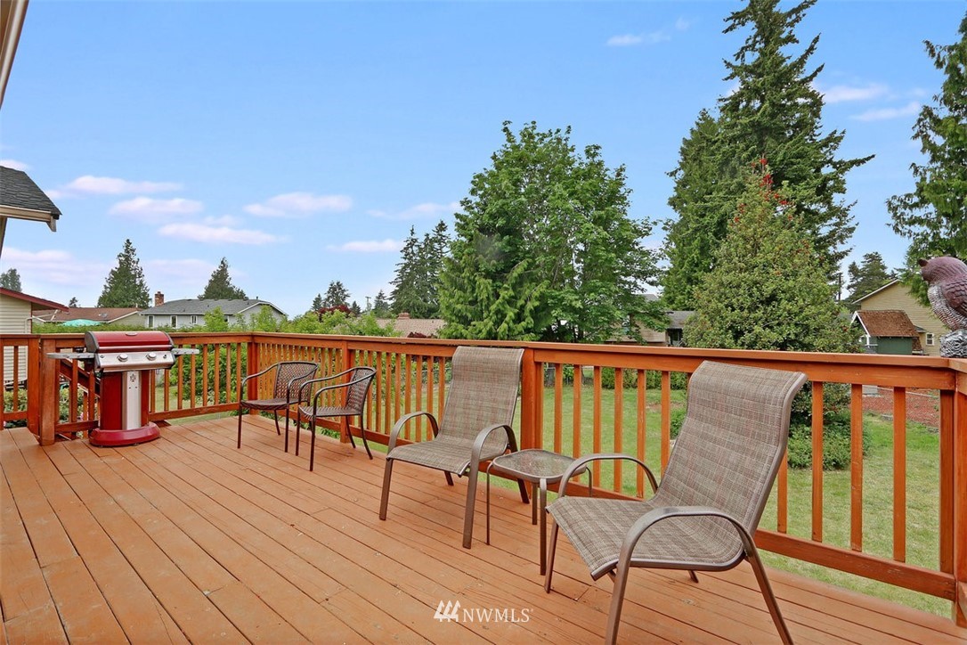11032 Southeast 183rd Place Renton, WA 98055 - Photo 21 of 25 Gallery Image 21
