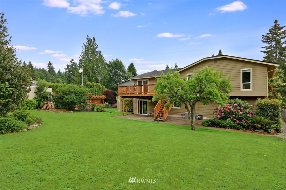 11032 Southeast 183rd Place Renton, WA 98055 - Photo 24 of 25 Gallery Image 24