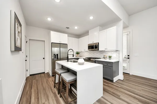 $2,350 | 879 Rachel Street, Unit C, Houston, TX 77091