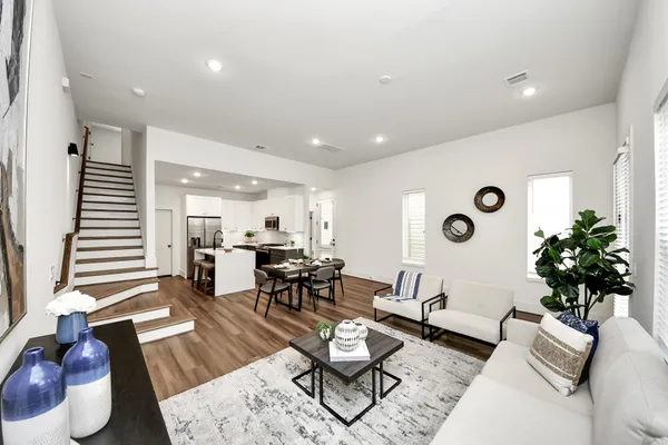 $2,350 | 879 Rachel Street, Unit C, Houston, TX 77091