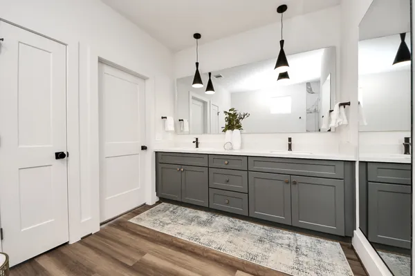 $2,350 | 879 Rachel Street, Unit C, Houston, TX 77091