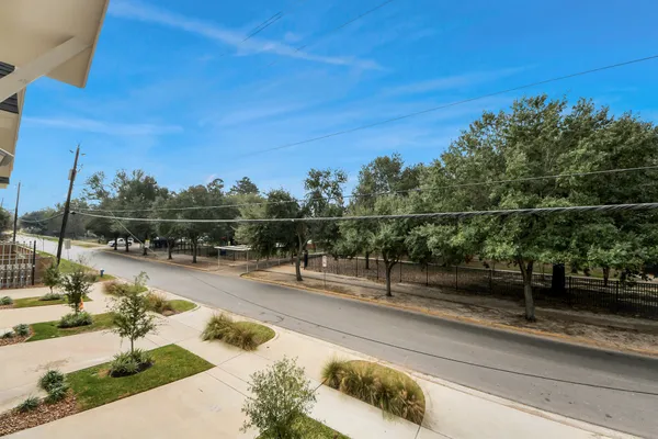 $2,350 | 879 Rachel Street, Unit C, Houston, TX 77091
