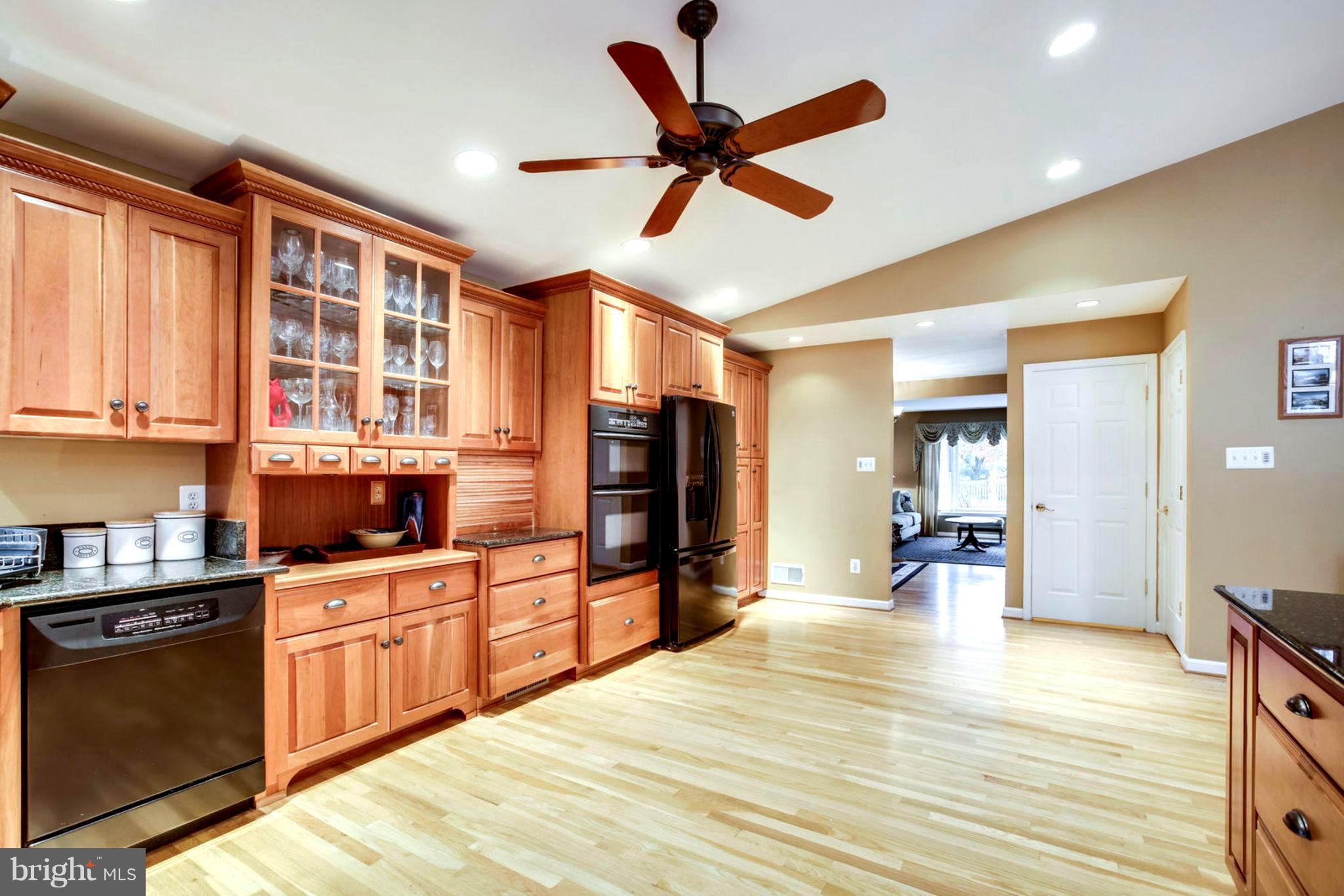 1801 Olney Road Falls Church, VA 22043 - Photo 10 of 84 Huge Open Kitchen