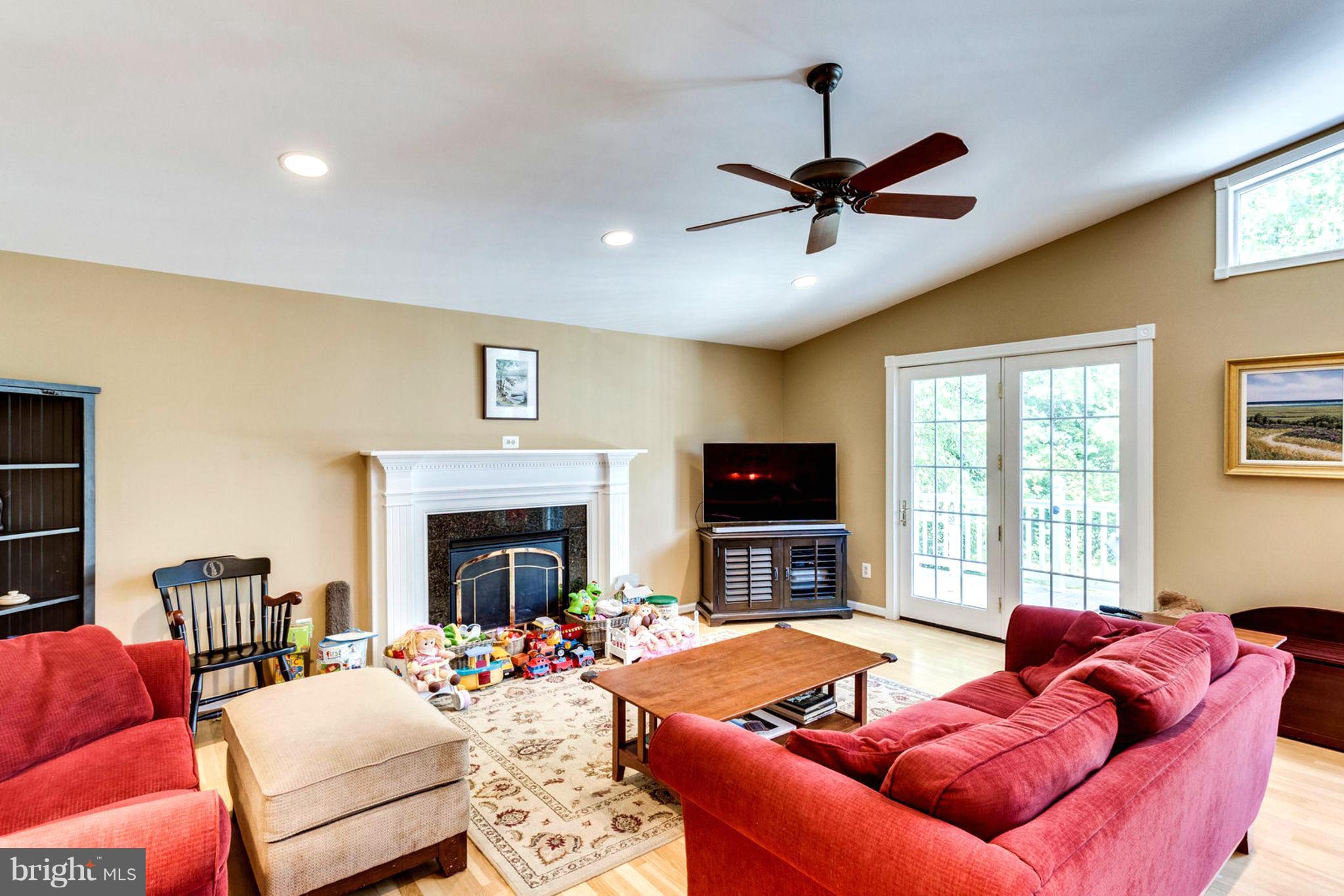 1801 Olney Road Falls Church, VA 22043 - Photo 17 of 84 Family Room w/Cathedral Ceiling - out to Deck