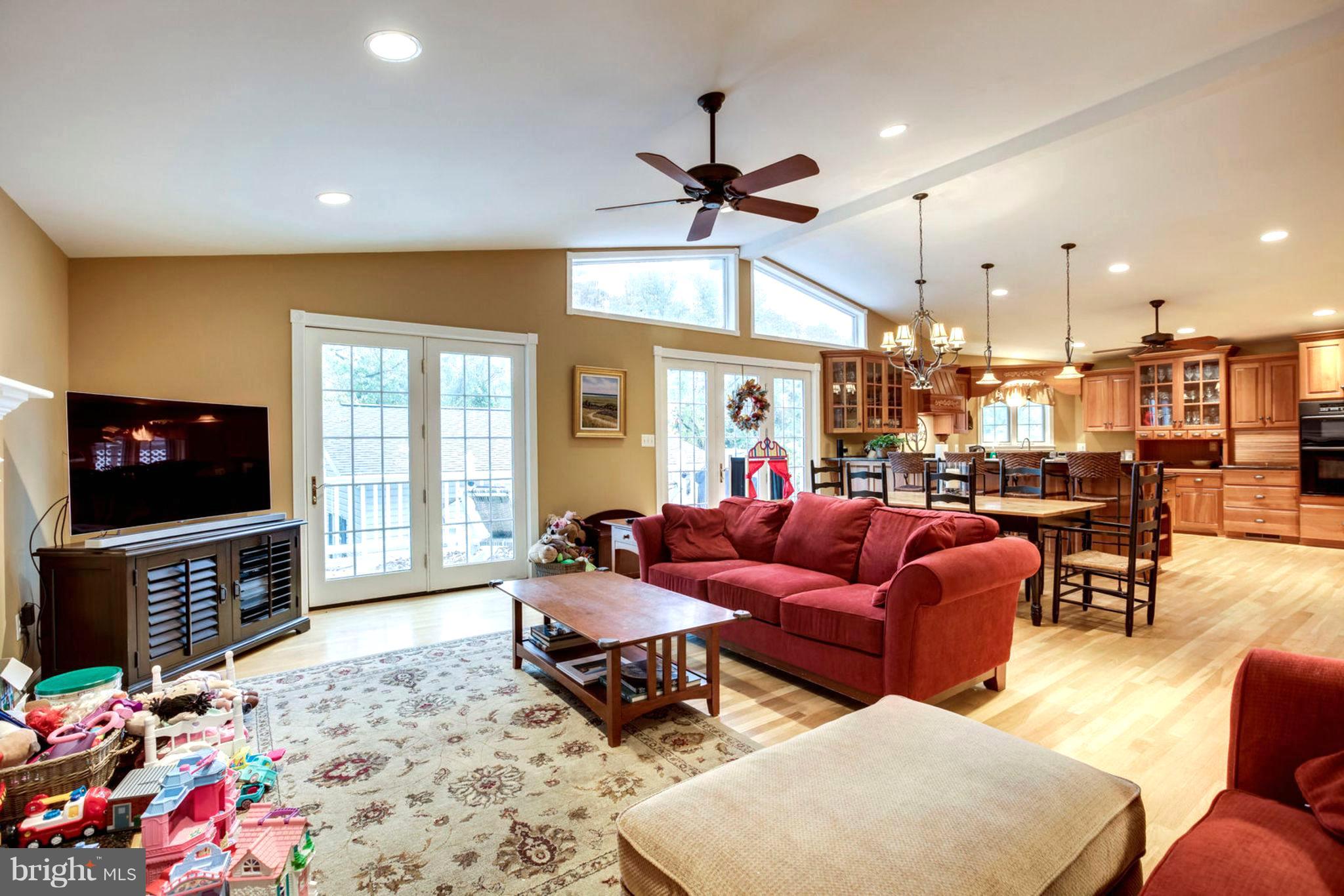 1801 Olney Road Falls Church, VA 22043 - Photo 22 of 84 Family Room w/Cathedral Ceiling - out to Deck