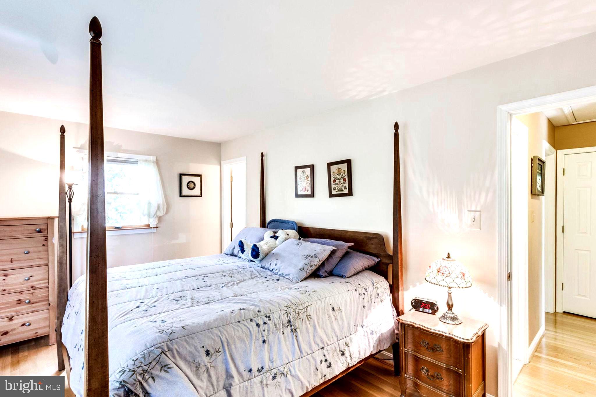 1801 Olney Road Falls Church, VA 22043 - Photo 38 of 84 Master Bedroom w/ Bay Window & Half Bath