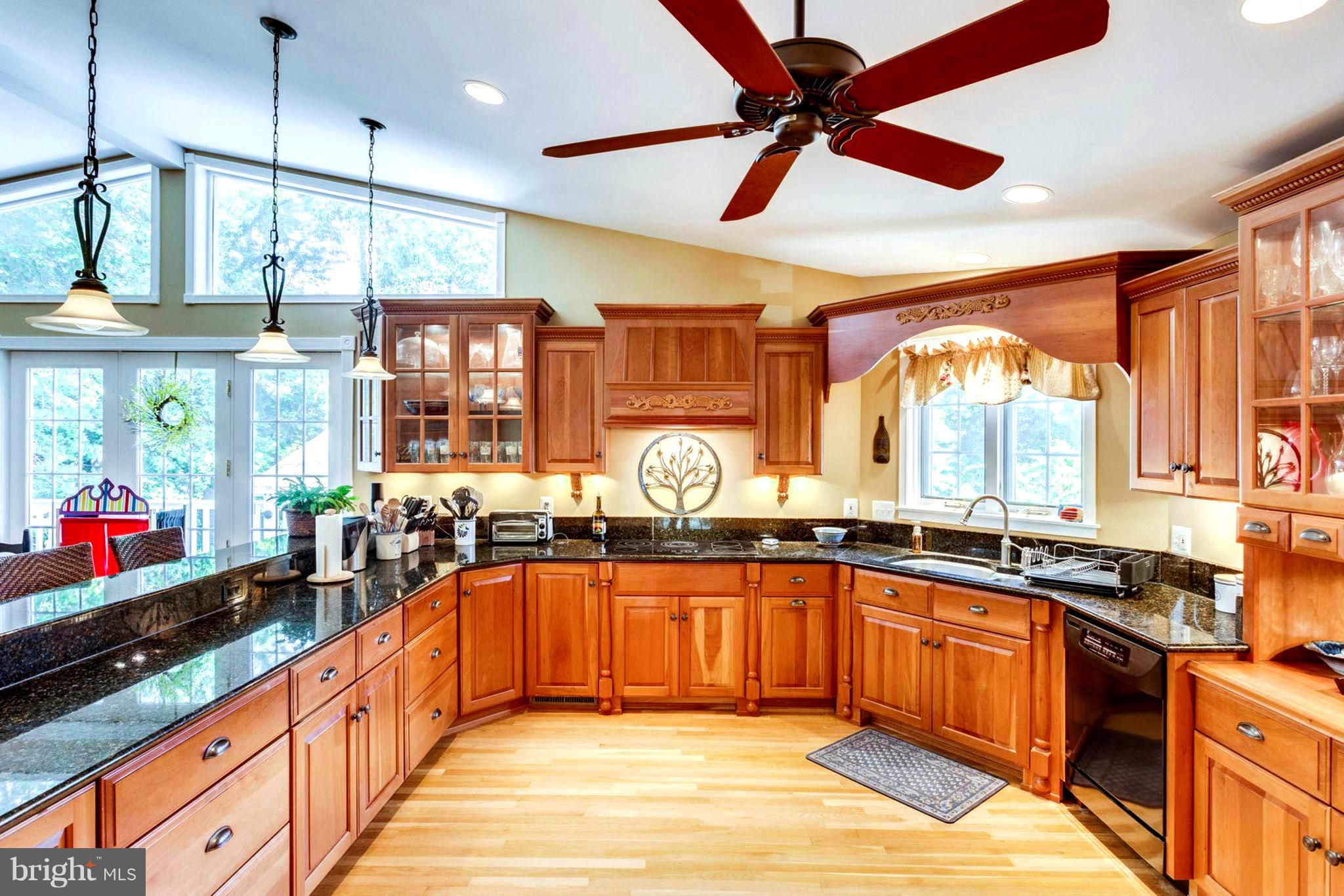 1801 Olney Road Falls Church, VA 22043 - Photo 6 of 84 Huge Open Kitchen