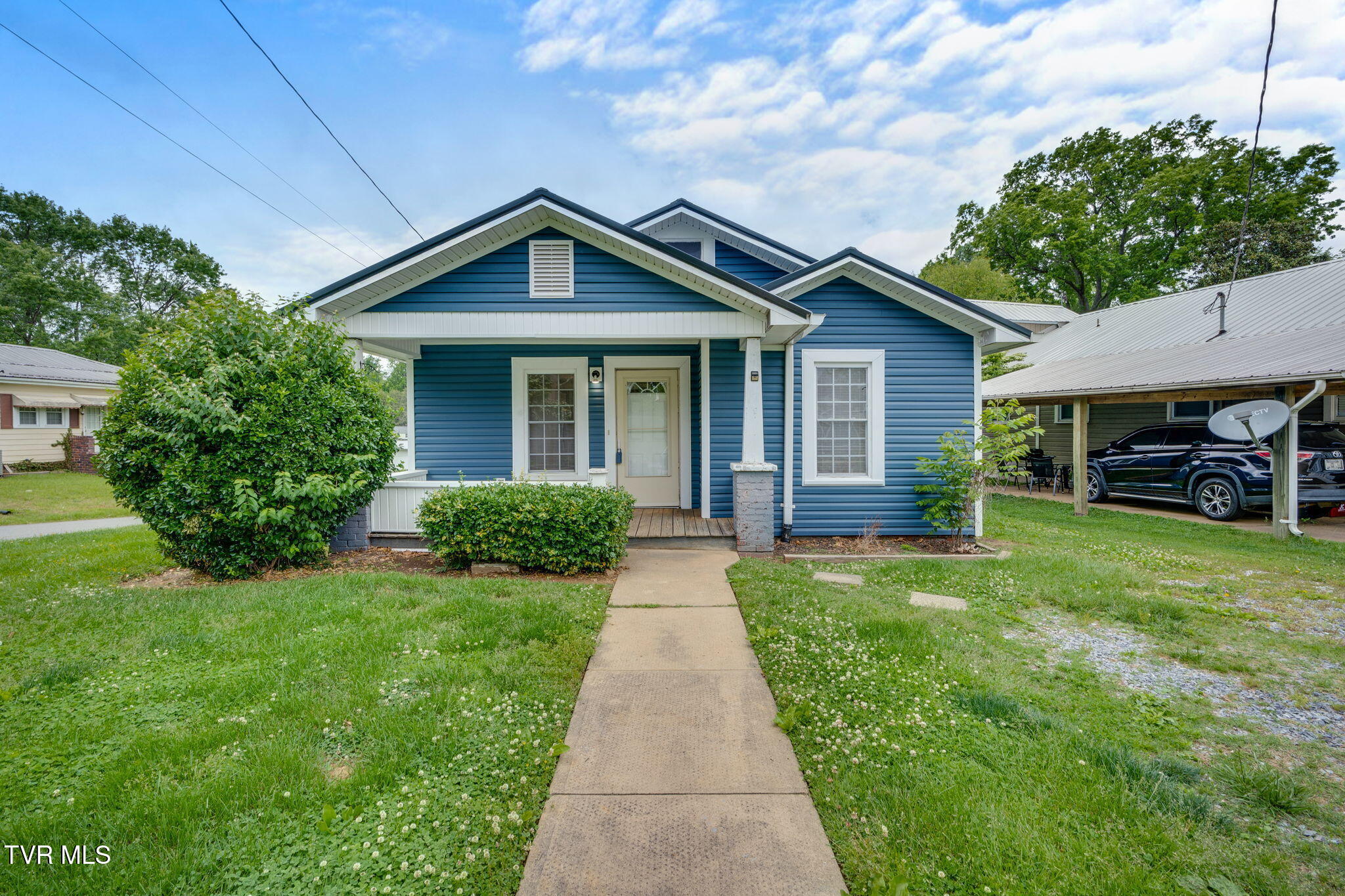 426 West Highland Road Johnson City, TN 37604 - Photo 1 of 24 001
