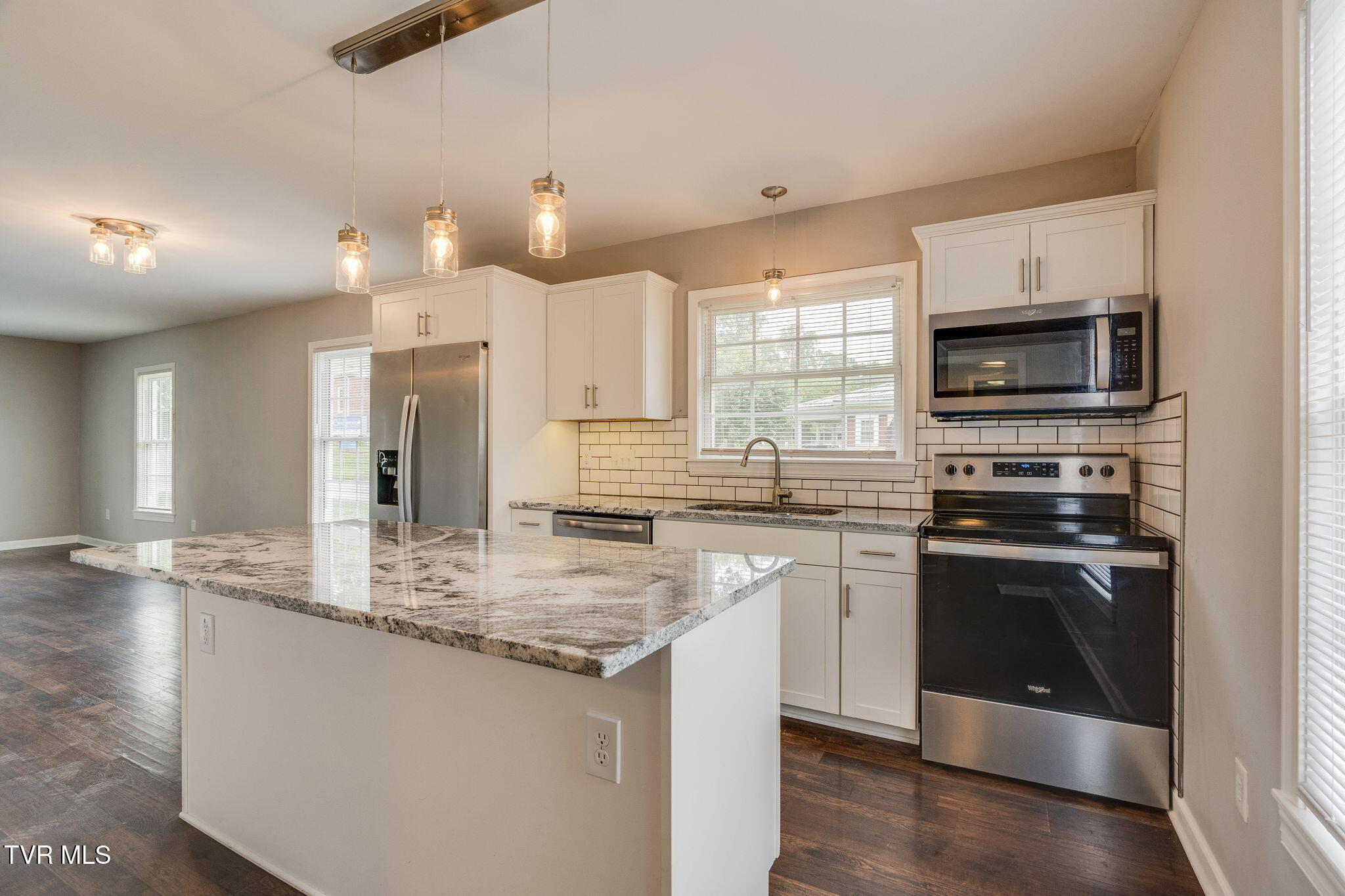 426 West Highland Road Johnson City, TN 37604 - Photo 11 of 24 011