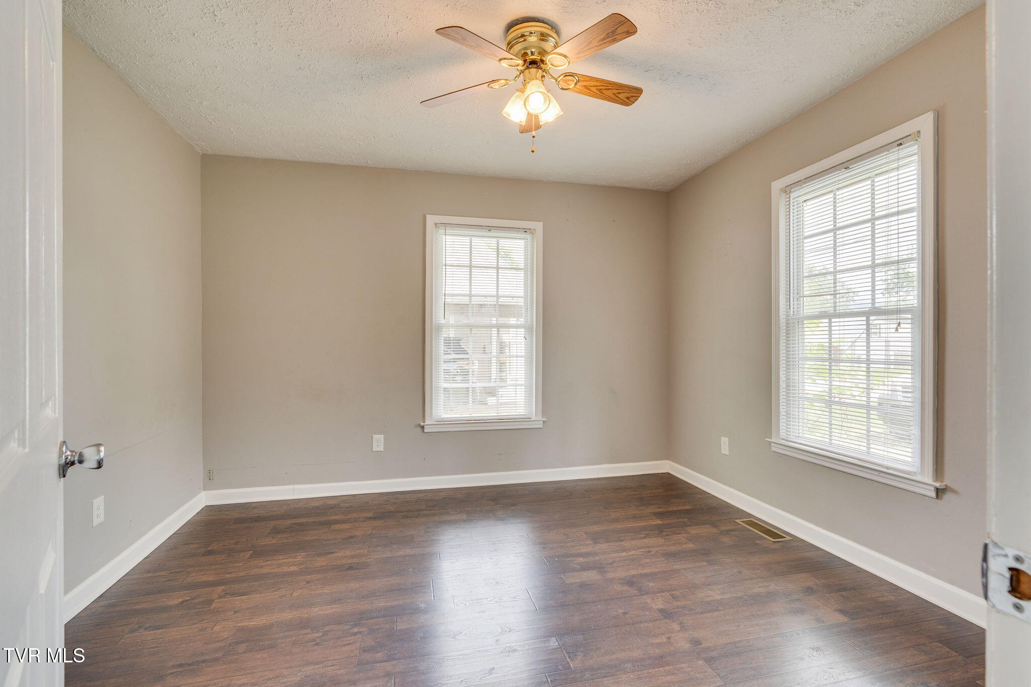 426 West Highland Road Johnson City, TN 37604 - Photo 16 of 24 016
