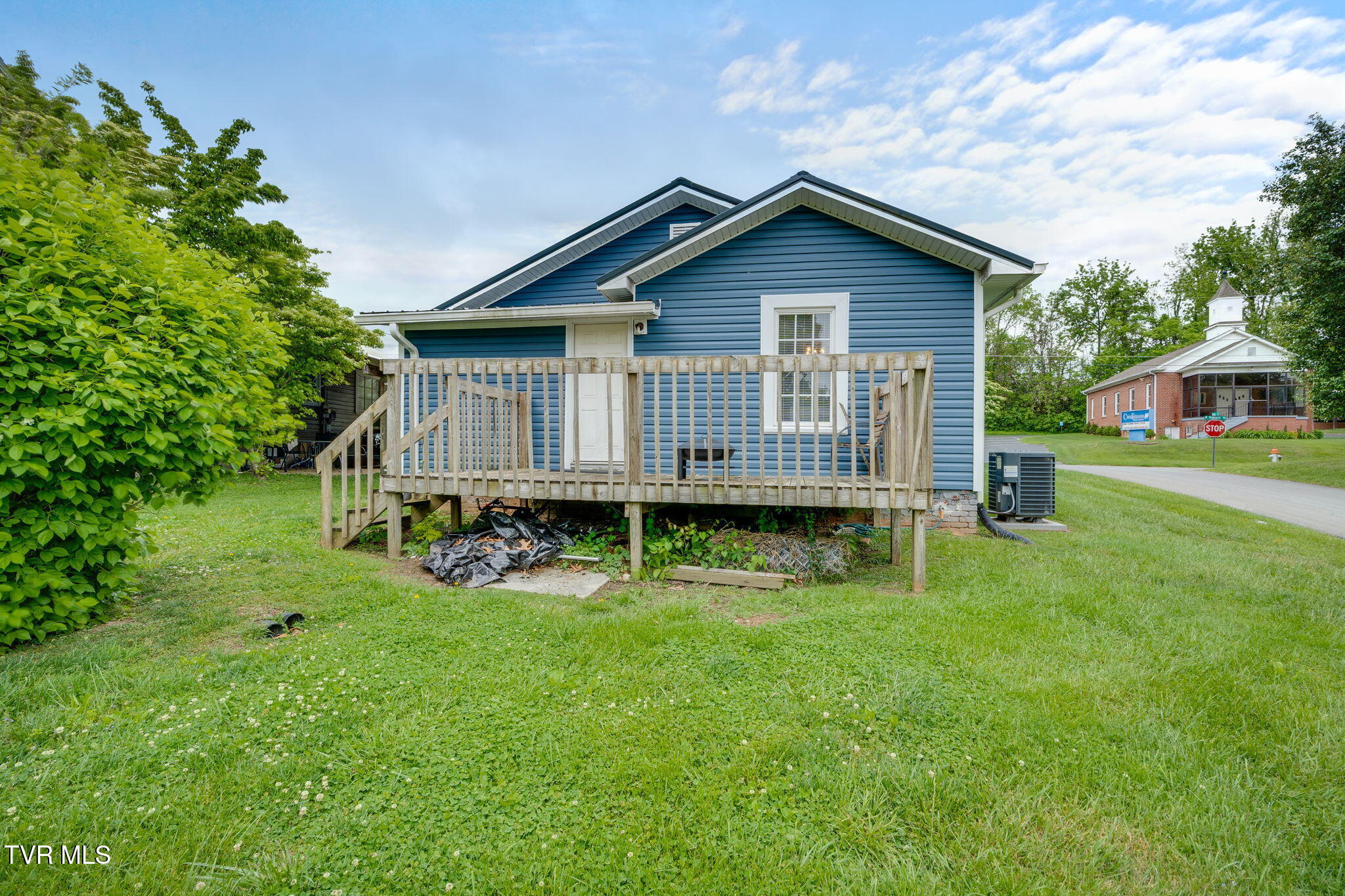 426 West Highland Road Johnson City, TN 37604 - Photo 21 of 24 022