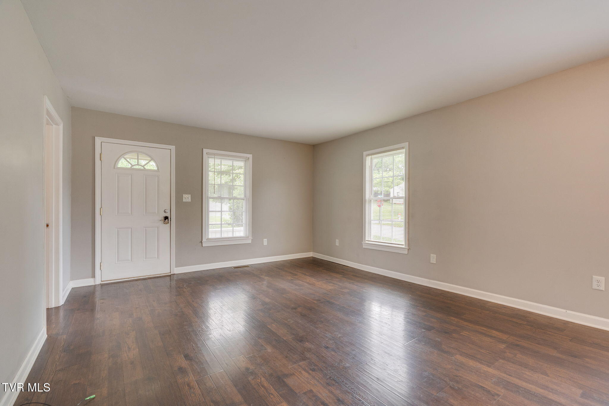 426 West Highland Road Johnson City, TN 37604 - Photo 5 of 24 005