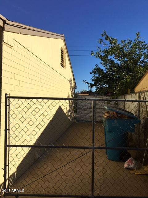 6721 West Camelback Road Phoenix, AZ 85033 - Photo 12 of 15 IMG_2655 (1)