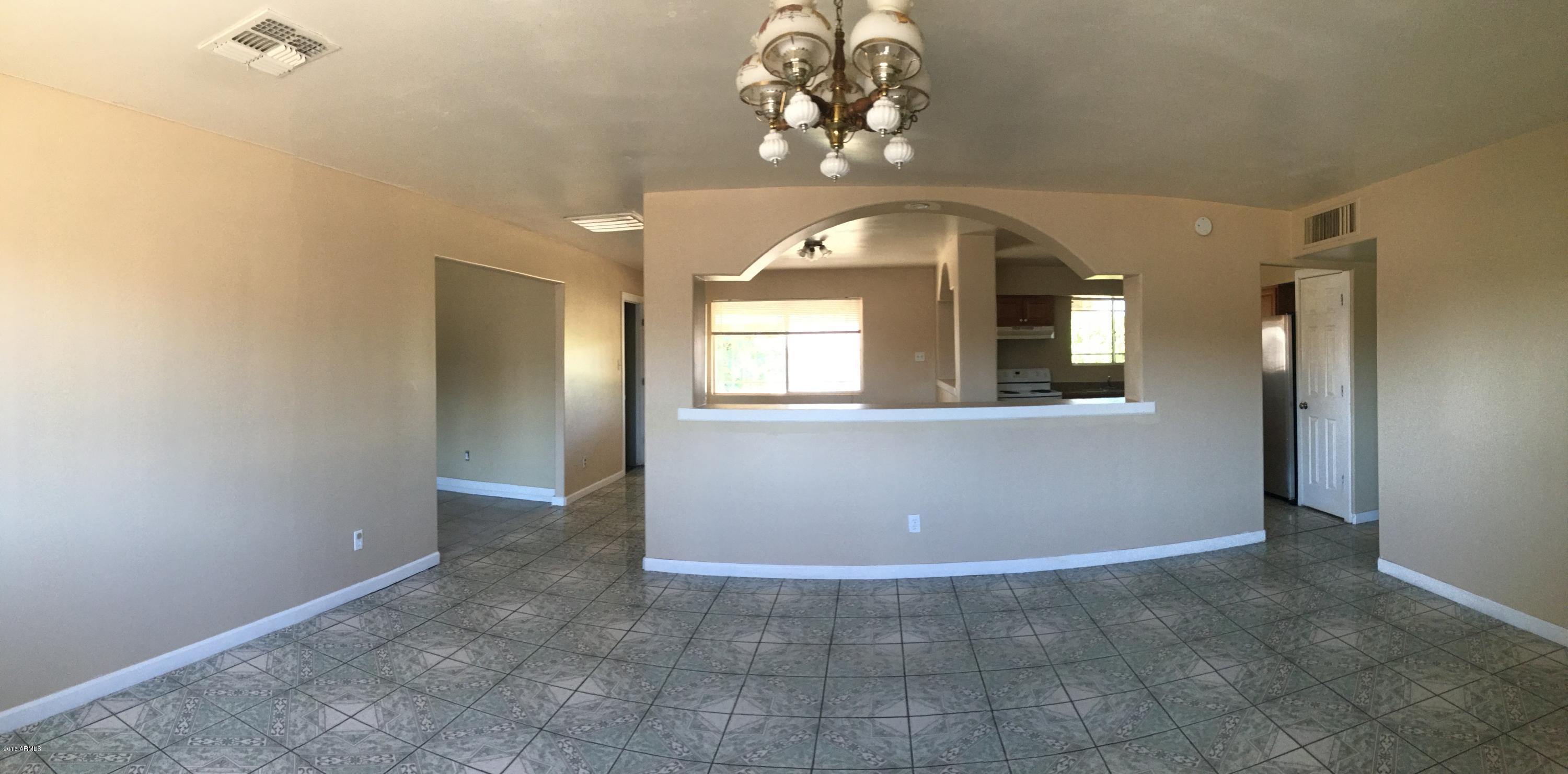 6721 West Camelback Road Phoenix, AZ 85033 - Photo 2 of 15 IMG_2615