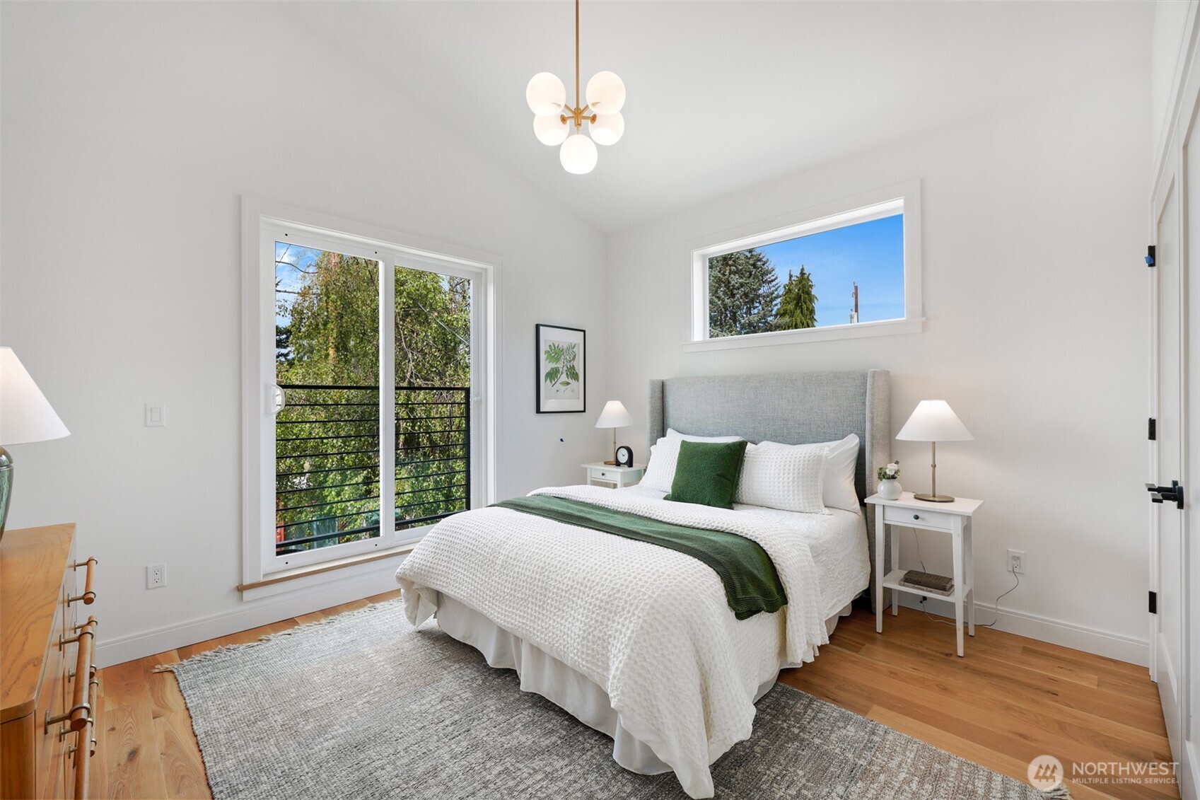 8738 13th Avenue Northwest Seattle, WA 98117 - Photo 13 of 27