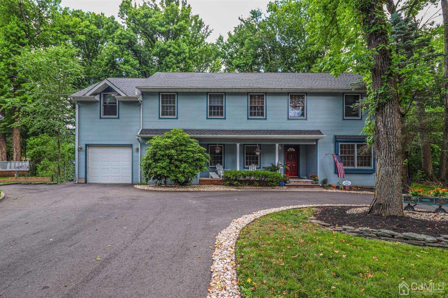 12 Harding Avenue Edison, NJ 08820 - Photo 1 of 43 Gallery Image 1