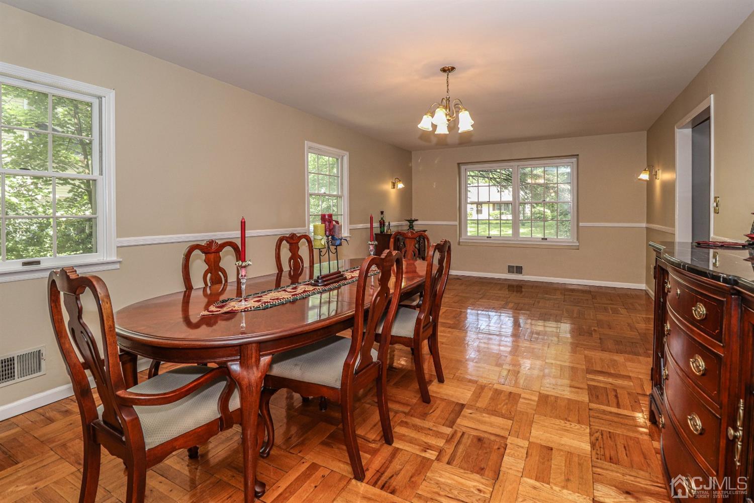 12 Harding Avenue Edison, NJ 08820 - Photo 11 of 43 Gallery Image 11