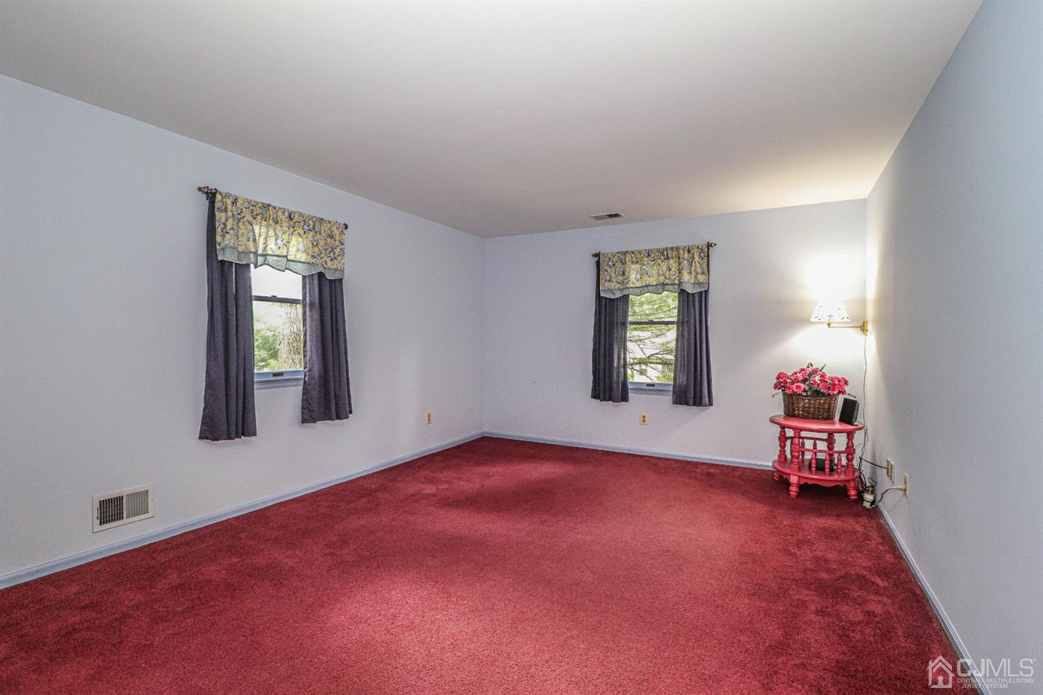 12 Harding Avenue Edison, NJ 08820 - Photo 31 of 43 Gallery Image 31