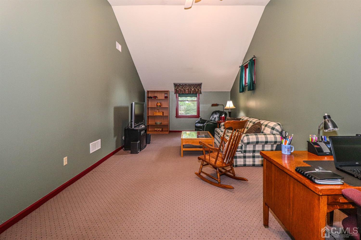 12 Harding Avenue Edison, NJ 08820 - Photo 32 of 43 Gallery Image 32