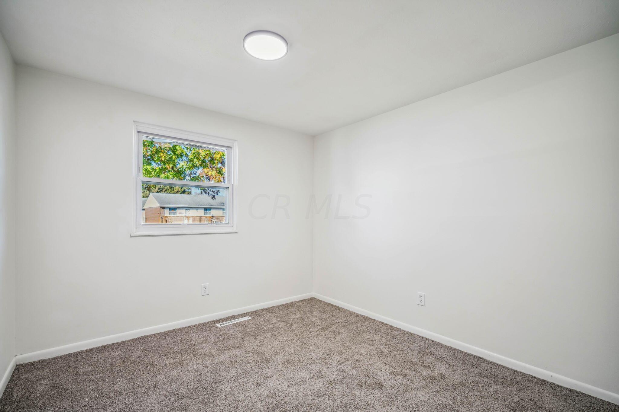 3728 Ferman Road Columbus, OH 43207 - Photo 30 of 37 31-web-or-mls-3728-ferman-rd