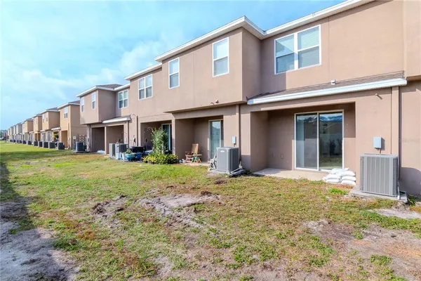 $1,800 | 8951 Walnut Gable Court, Riverview, FL 33578