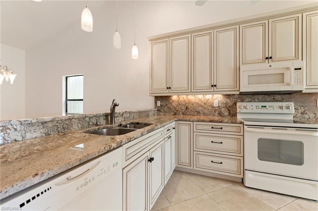 441 Countryside Drive Naples, FL 34104 - Photo 8 of 30