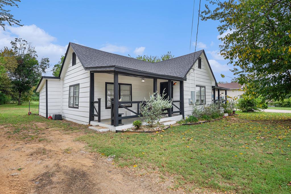 210 East 4th Street Keene, TX 76059 - Photo 2 of 11