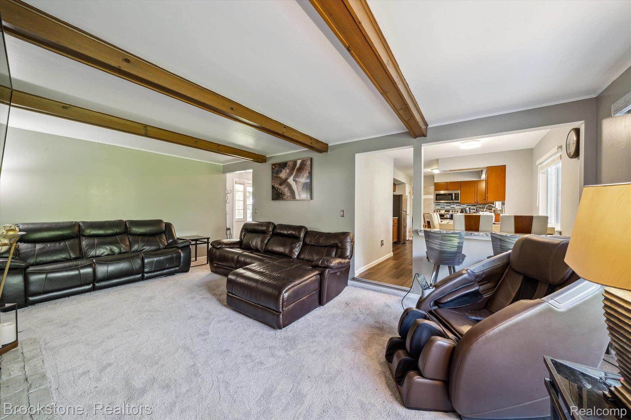 28907 Farmington Road Farmington, MI 48334 - Photo 24 of 49 .