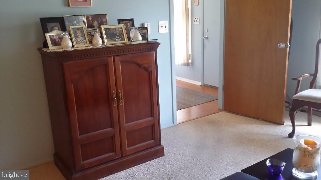 18 A Sycamore Access Road, Unit 5B Manahawkin, NJ 08050 - Photo 7 of 19 a view of a hallway with workspace